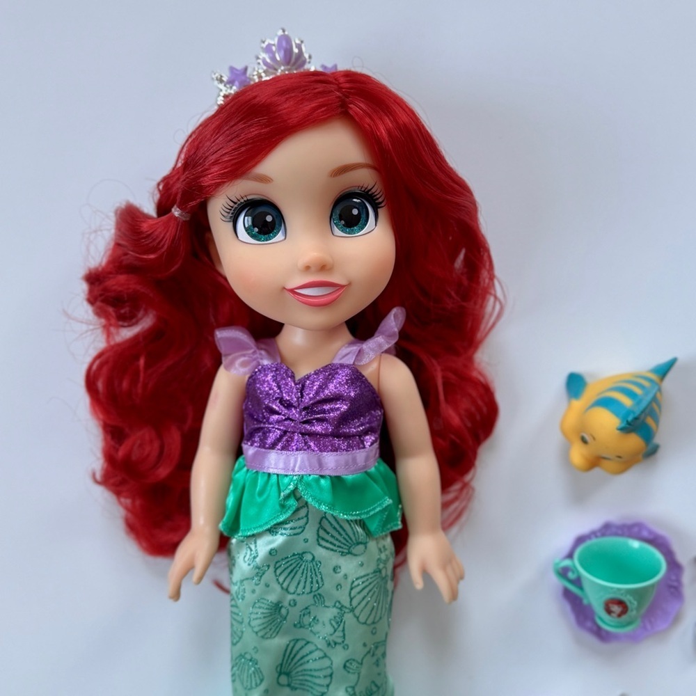 Disney Princess Ariel Doll Tea Time with Flounder, Tea Cups Disney Doll - Picture 5 of 6